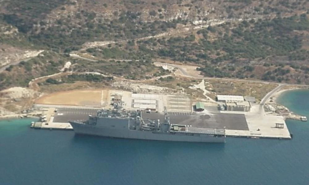 Το "μεγάλο κόλπο" της Μόσχας: Στοχοποιεί βάσεις του ΝΑΤΟ σε Σούδα-Σικελία από τη Λιβύη